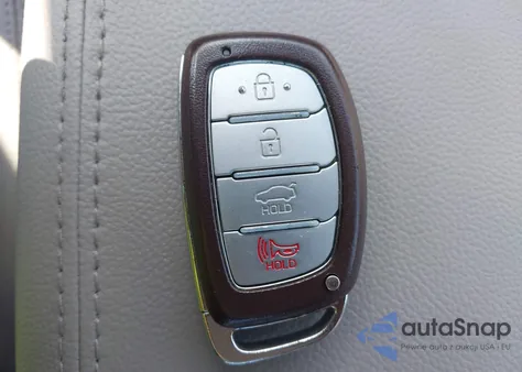 2016 Hyundai Sonata Hybrid Limited z USA, uszkodzony, nr VIN KMHE34L14GA014699